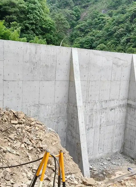 淄博重力式挡土墙